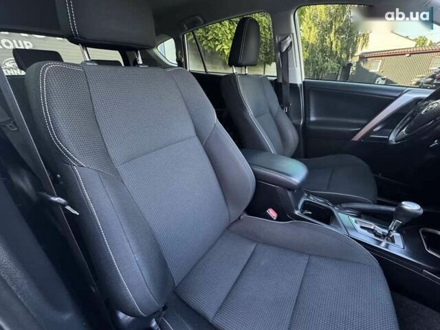 Тойота РАВ 4, об'ємом двигуна 2.2 л та пробігом 189 тис. км за 20300 $, фото 26 на Automoto.ua