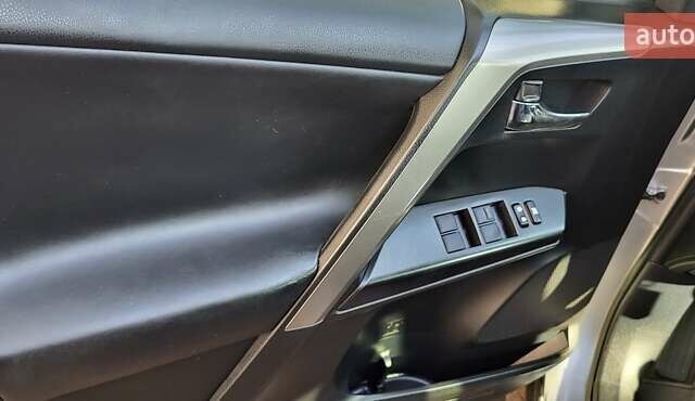 Тойота РАВ 4, объемом двигателя 1.99 л и пробегом 124 тыс. км за 21500 $, фото 1 на Automoto.ua