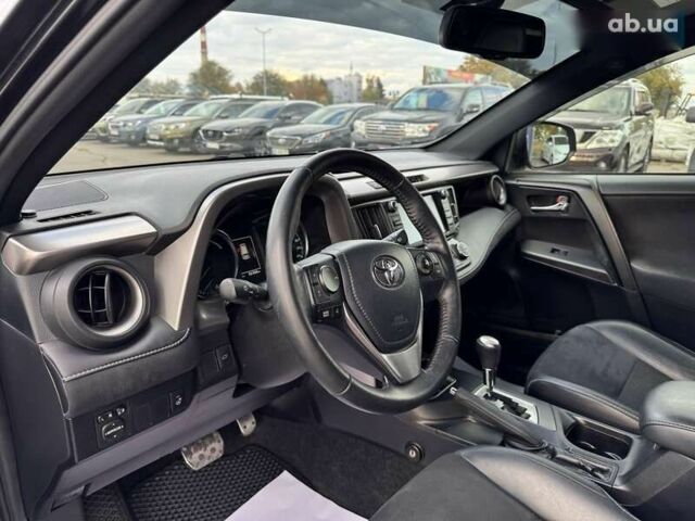 Тойота РАВ 4 2017 в Днепре (Днепропетровске) на Automoto.ua Тойота РАВ 4, объемом двигателя 0 л и пробегом 92 тыс. км за 24500 $, фото 11 на Automoto.ua
