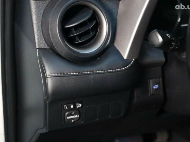 Тойота РАВ 4, объемом двигателя 0 л и пробегом 72 тыс. км за 24000 $, фото 22 на Automoto.ua