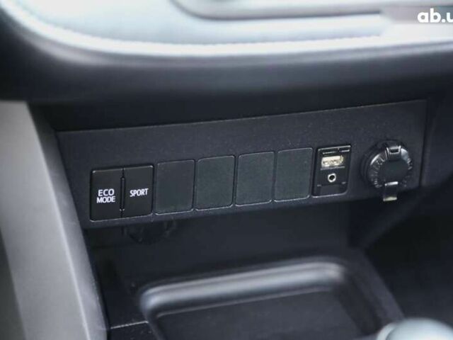 Тойота РАВ 4, объемом двигателя 0 л и пробегом 116 тыс. км за 19000 $, фото 19 на Automoto.ua