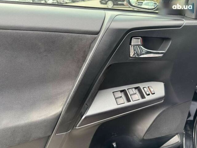 Тойота РАВ 4 2017 в Днепре (Днепропетровске) на Automoto.ua Тойота РАВ 4, объемом двигателя 0 л и пробегом 92 тыс. км за 24500 $, фото 9 на Automoto.ua