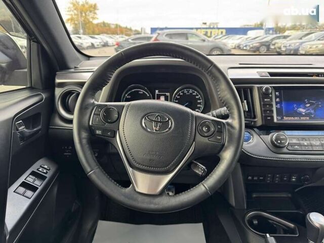 Тойота РАВ 4 2017 в Днепре (Днепропетровске) на Automoto.ua Тойота РАВ 4, объемом двигателя 0 л и пробегом 92 тыс. км за 24500 $, фото 15 на Automoto.ua