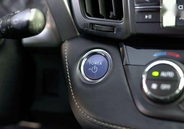 Тойота РАВ 4 2017 у Львові на Automoto.ua Тойота РАВ 4, об'ємом двигуна 0 л та пробігом 104 тис. км за 26632 $, фото 25 на Automoto.ua