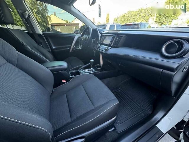 Тойота РАВ 4, объемом двигателя 2.2 л и пробегом 189 тыс. км за 21900 $, фото 25 на Automoto.ua
