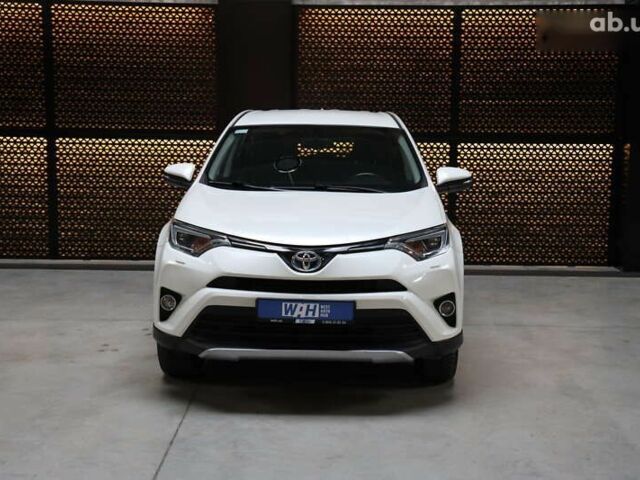 Тойота РАВ 4, объемом двигателя 0 л и пробегом 72 тыс. км за 24000 $, фото 1 на Automoto.ua