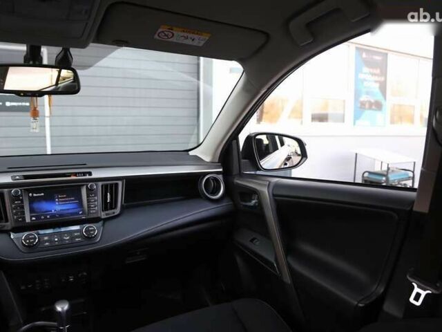 Тойота РАВ 4, об'ємом двигуна 2 л та пробігом 111 тис. км за 25500 $, фото 14 на Automoto.ua