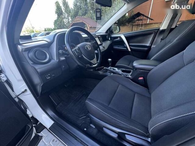 Тойота РАВ 4, объемом двигателя 2.2 л и пробегом 189 тыс. км за 21900 $, фото 1 на Automoto.ua