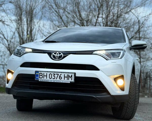 Тойота РАВ 4, объемом двигателя 2 л и пробегом 94 тыс. км за 23000 $, фото 4 на Automoto.ua