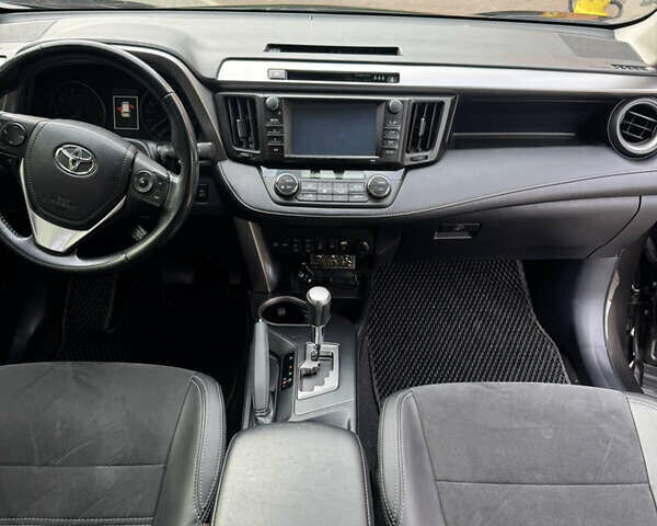 Тойота РАВ 4, объемом двигателя 2.23 л и пробегом 71 тыс. км за 26500 $, фото 3 на Automoto.ua