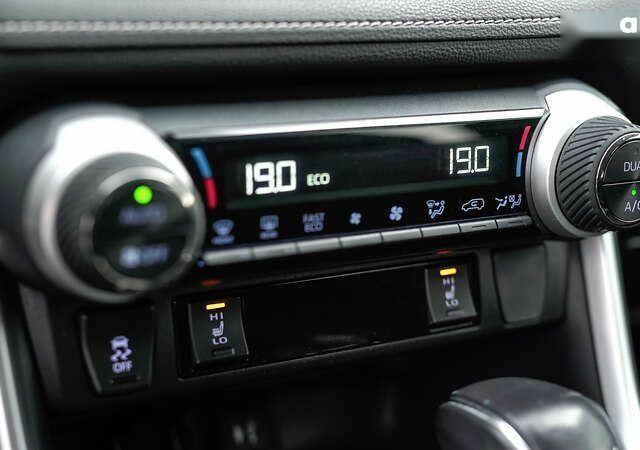 Тойота РАВ 4, объемом двигателя 0 л и пробегом 89 тыс. км за 30005 $, фото 23 на Automoto.ua