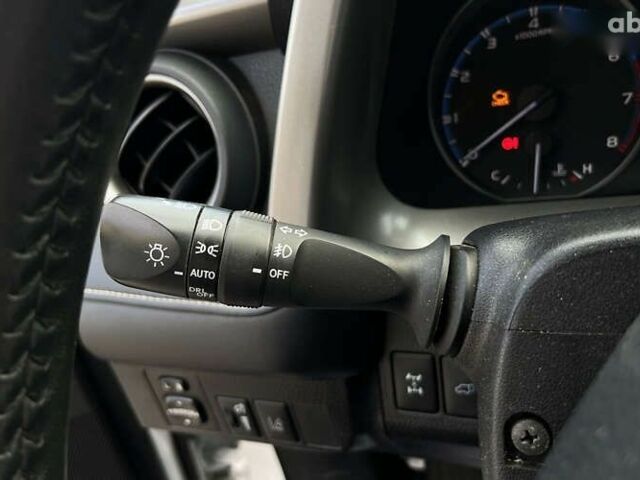 Тойота РАВ 4, объемом двигателя 2.5 л и пробегом 95 тыс. км за 18699 $, фото 18 на Automoto.ua