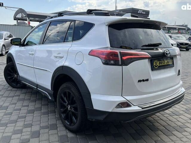 Тойота РАВ 4, объемом двигателя 2.5 л и пробегом 95 тыс. км за 18699 $, фото 4 на Automoto.ua