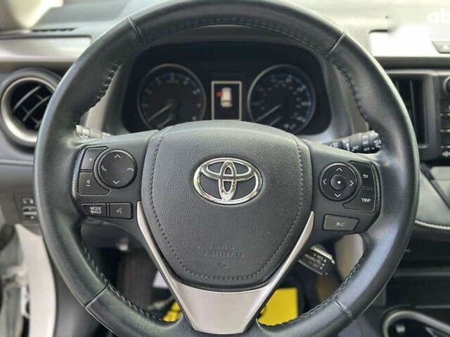 Тойота РАВ 4, объемом двигателя 2.5 л и пробегом 95 тыс. км за 18699 $, фото 15 на Automoto.ua