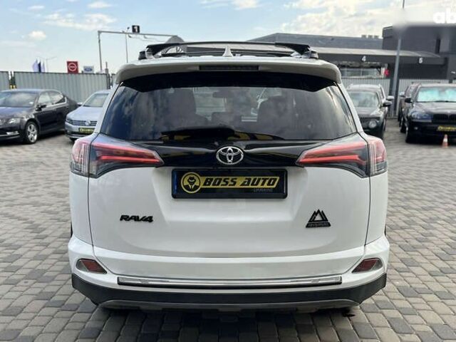 Тойота РАВ 4, объемом двигателя 2.5 л и пробегом 95 тыс. км за 18699 $, фото 5 на Automoto.ua