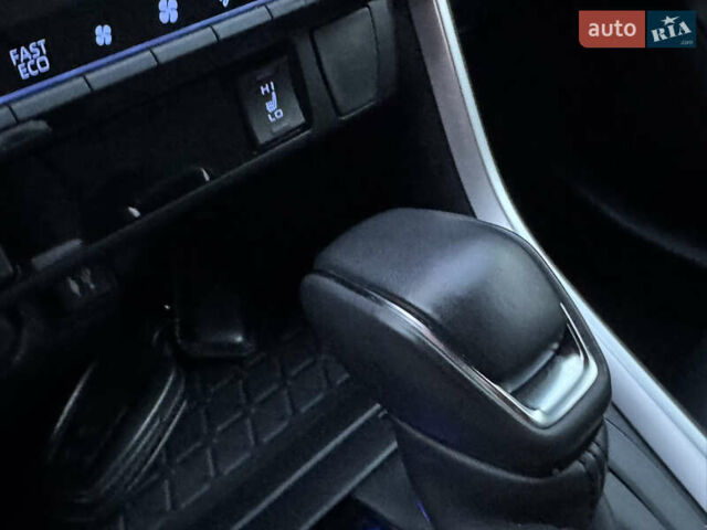 Тойота РАВ 4, объемом двигателя 2.49 л и пробегом 57 тыс. км за 38000 $, фото 5 на Automoto.ua