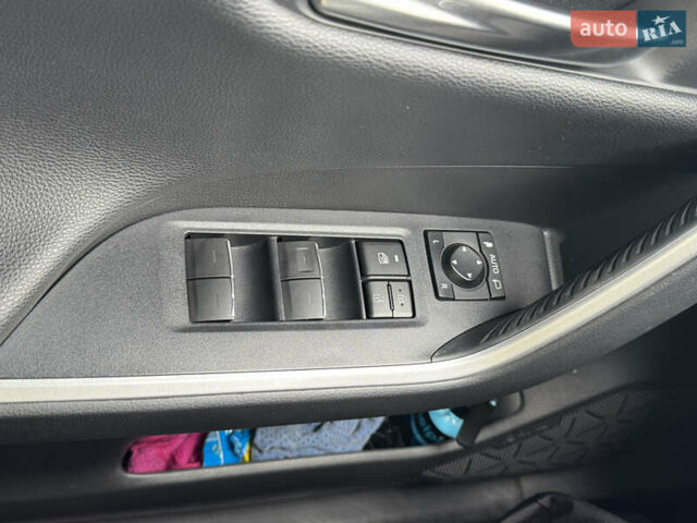 Тойота РАВ 4, объемом двигателя 2.49 л и пробегом 83 тыс. км за 29700 $, фото 12 на Automoto.ua