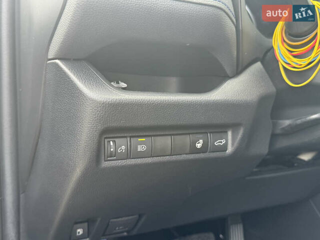 Тойота РАВ 4, объемом двигателя 2.49 л и пробегом 83 тыс. км за 29700 $, фото 13 на Automoto.ua