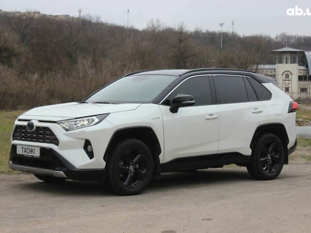 Тойота РАВ 4, объемом двигателя 0 л и пробегом 78 тыс. км за 33990 $, фото 2 на Automoto.ua