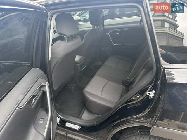 Тойота РАВ 4, объемом двигателя 2 л и пробегом 89 тыс. км за 28770 $, фото 3 на Automoto.ua