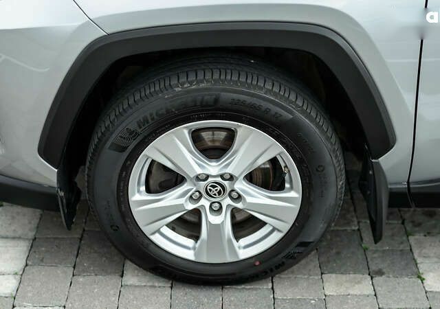 Тойота РАВ 4, объемом двигателя 2 л и пробегом 41 тыс. км за 29144 $, фото 10 на Automoto.ua