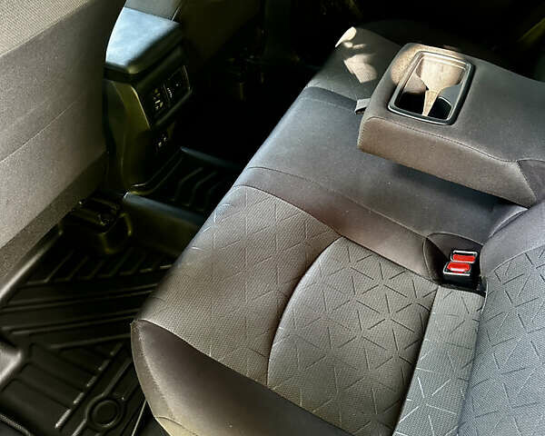 Тойота РАВ 4, объемом двигателя 2.49 л и пробегом 83 тыс. км за 31500 $, фото 26 на Automoto.ua