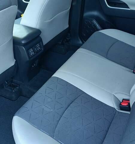 Тойота РАВ 4, объемом двигателя 2.49 л и пробегом 85 тыс. км за 30900 $, фото 10 на Automoto.ua