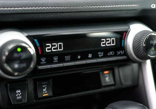 Тойота РАВ 4, объемом двигателя 2 л и пробегом 41 тыс. км за 29144 $, фото 23 на Automoto.ua