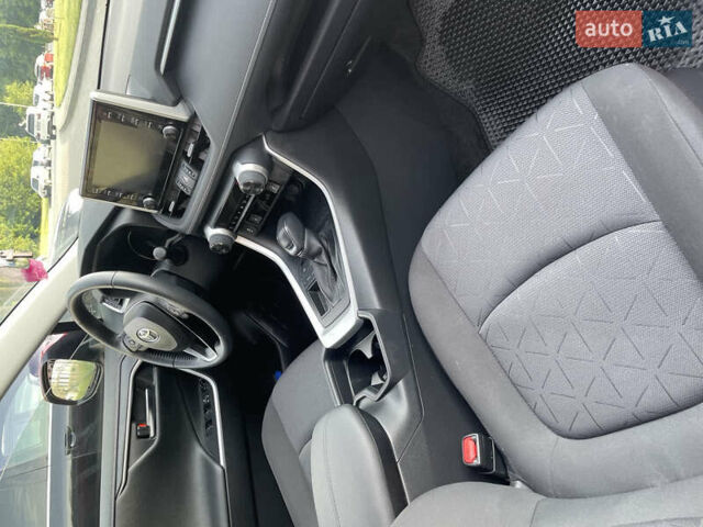 Тойота РАВ 4, об'ємом двигуна 1.99 л та пробігом 43 тис. км за 27500 $, фото 8 на Automoto.ua