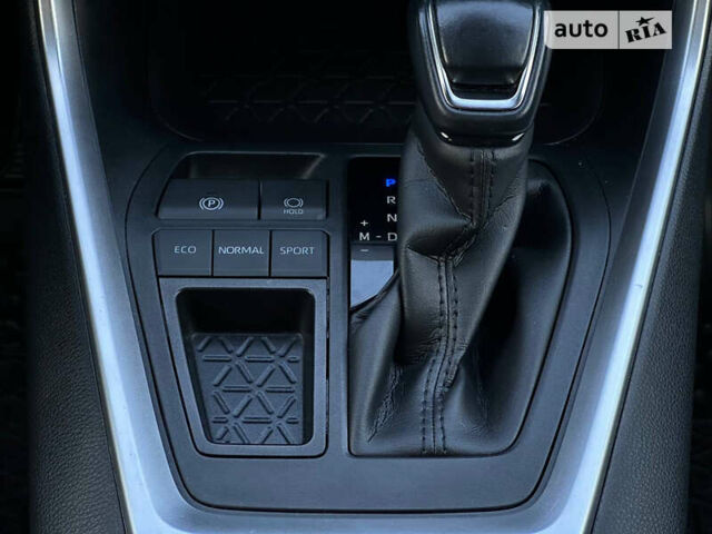 Тойота РАВ 4, объемом двигателя 2 л и пробегом 48 тыс. км за 27900 $, фото 17 на Automoto.ua