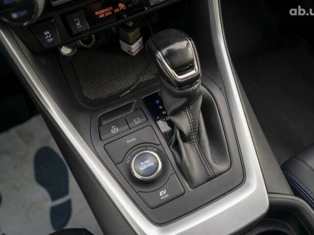 Тойота РАВ 4, объемом двигателя 0 л и пробегом 76 тыс. км за 31999 $, фото 26 на Automoto.ua