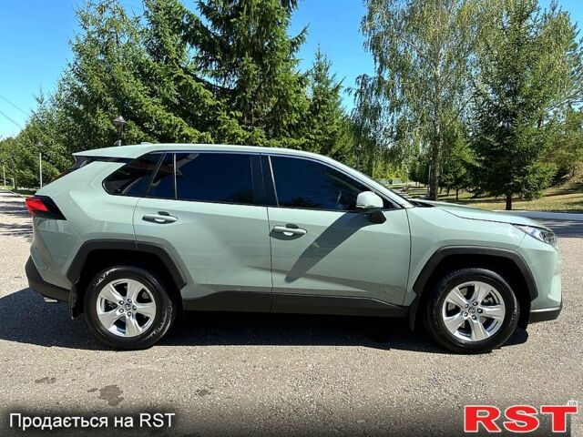Тойота РАВ 4, об'ємом двигуна 2 л та пробігом 22 тис. км за 31500 $, фото 2 на Automoto.ua