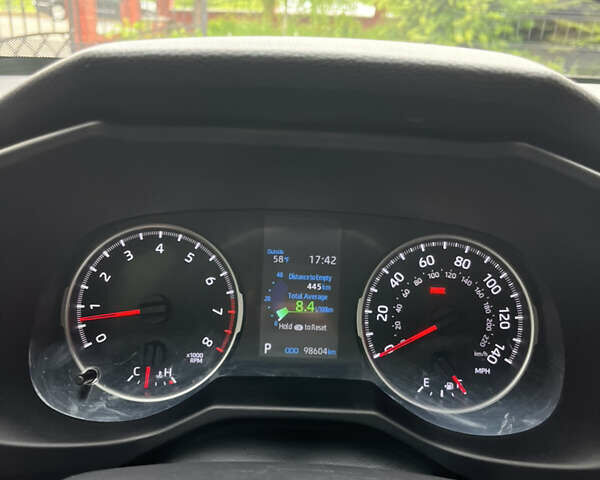 Тойота РАВ 4, объемом двигателя 2.49 л и пробегом 98 тыс. км за 22000 $, фото 10 на Automoto.ua