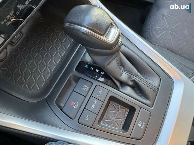 Тойота РАВ 4, об'ємом двигуна 0 л та пробігом 102 тис. км за 31990 $, фото 23 на Automoto.ua
