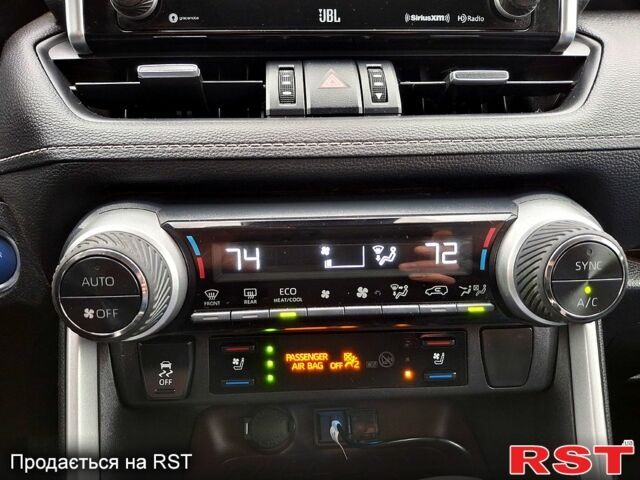 Тойота РАВ 4, объемом двигателя 2.5 л и пробегом 43 тыс. км за 28000 $, фото 10 на Automoto.ua