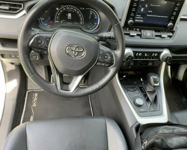 Тойота РАВ 4, объемом двигателя 2.49 л и пробегом 65 тыс. км за 37900 $, фото 6 на Automoto.ua