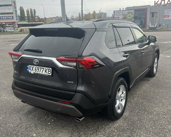 Тойота РАВ 4 2021 в Харькове на Automoto.ua Тойота РАВ 4, объемом двигателя 1.99 л и пробегом 36 тыс. км за 31000 $, фото 7 на Automoto.ua