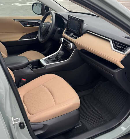 Тойота РАВ 4, объемом двигателя 2.5 л и пробегом 41 тыс. км за 37500 $, фото 12 на Automoto.ua