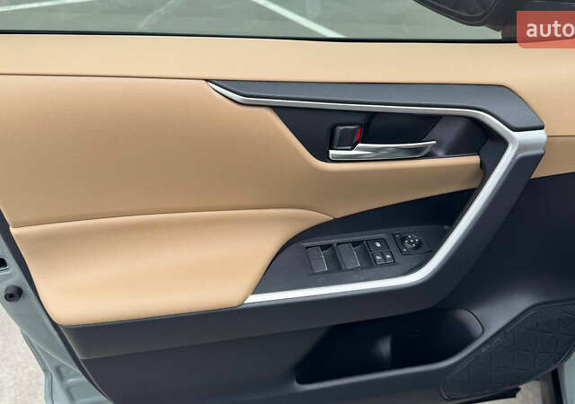 Тойота РАВ 4, объемом двигателя 2.5 л и пробегом 41 тыс. км за 37500 $, фото 17 на Automoto.ua