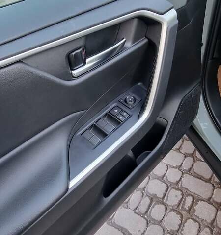 Тойота РАВ 4, объемом двигателя 2.49 л и пробегом 24 тыс. км за 36800 $, фото 26 на Automoto.ua