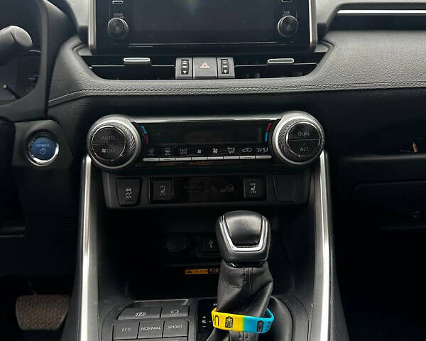 Тойота РАВ 4, объемом двигателя 2.49 л и пробегом 17 тыс. км за 43500 $, фото 22 на Automoto.ua