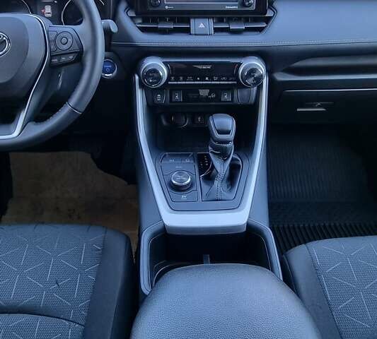 Тойота РАВ 4, объемом двигателя 2.49 л и пробегом 24 тыс. км за 36800 $, фото 22 на Automoto.ua