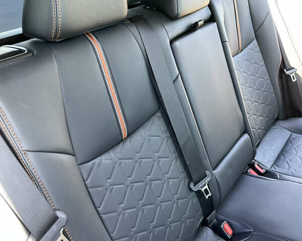 Тойота РАВ 4, объемом двигателя 2.5 л и пробегом 77 тыс. км за 46000 $, фото 10 на Automoto.ua