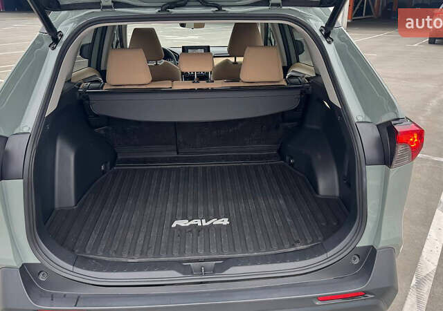 Тойота РАВ 4, объемом двигателя 2.5 л и пробегом 41 тыс. км за 37500 $, фото 21 на Automoto.ua