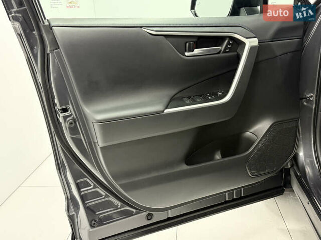 Тойота РАВ 4, об'ємом двигуна 2.49 л та пробігом 29 тис. км за 38900 $, фото 15 на Automoto.ua