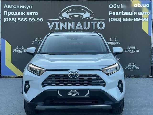 Тойота РАВ 4, объемом двигателя 0 л и пробегом 20 тыс. км за 41500 $, фото 6 на Automoto.ua