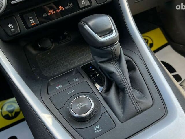 Тойота РАВ 4, объемом двигателя 0 л и пробегом 22 тыс. км за 40590 $, фото 15 на Automoto.ua