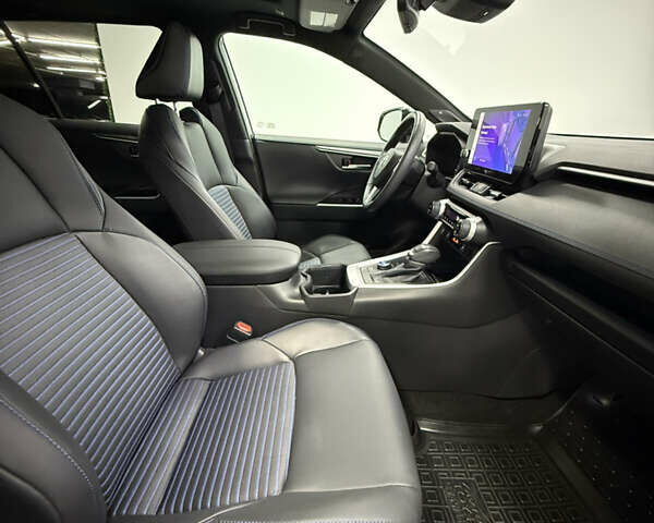 Тойота РАВ 4, об'ємом двигуна 2.49 л та пробігом 29 тис. км за 38900 $, фото 21 на Automoto.ua