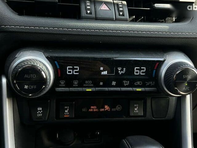 Тойота РАВ 4, объемом двигателя 0 л и пробегом 22 тыс. км за 40590 $, фото 17 на Automoto.ua