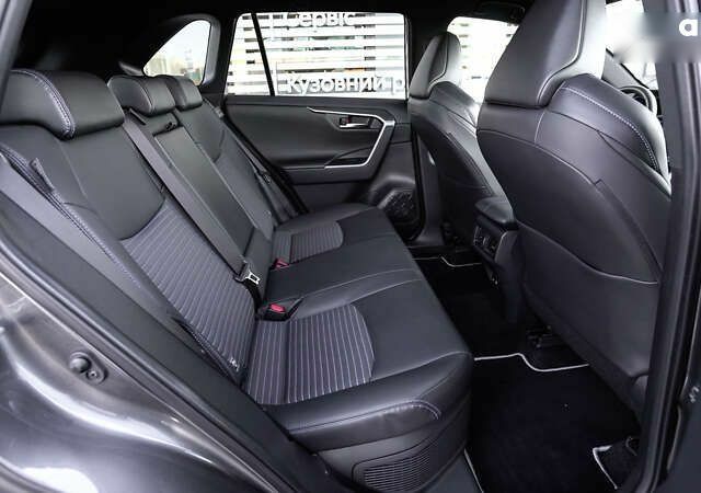 Тойота РАВ 4, об'ємом двигуна 0 л та пробігом 70 тис. км за 43835 $, фото 6 на Automoto.ua